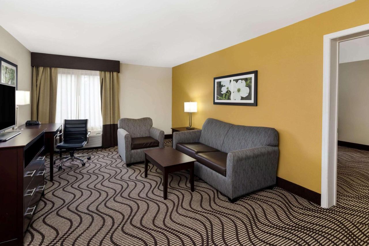 Hotel La Quinta By Wyndham Lagrange / I-85 Exterior foto